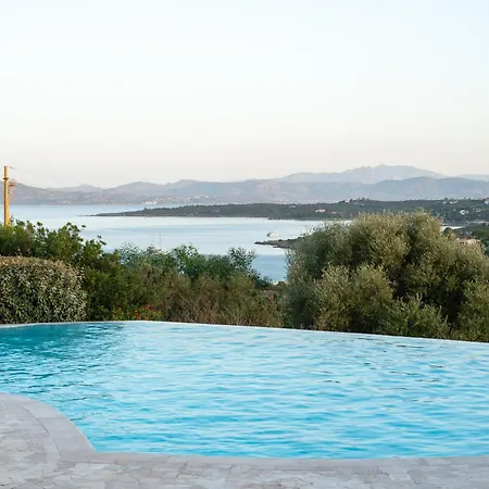 Sherden - Your House In Sardinia * גולפו אראנצ'י